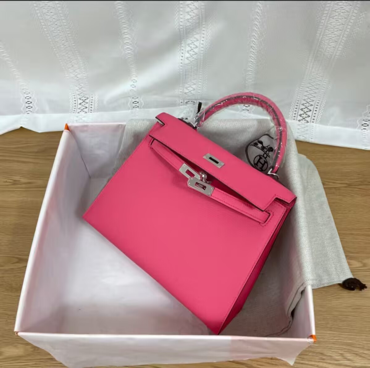HERMÈS Kelly Silver-Tone Hardware 25 28