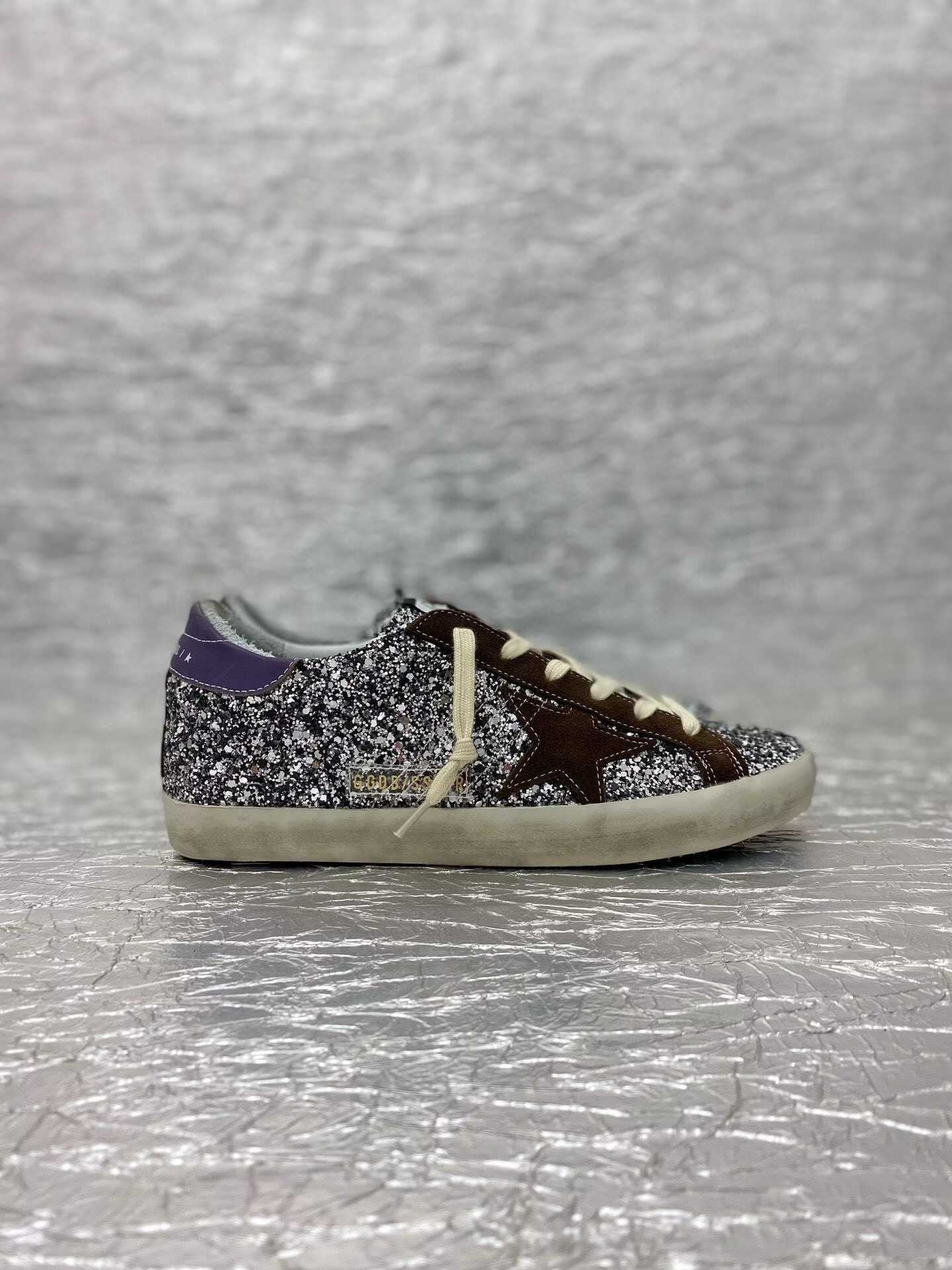 ua g01den G003e s*per-star sneaker