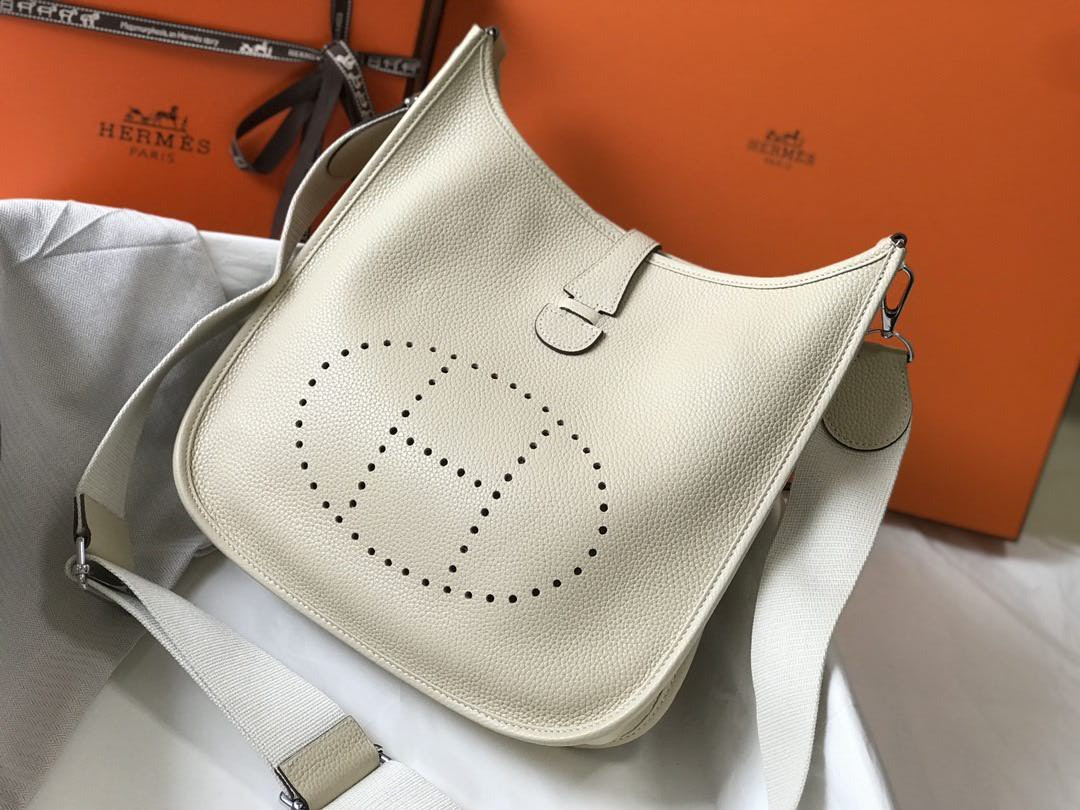 Hermès Evelyne Bag 28cm