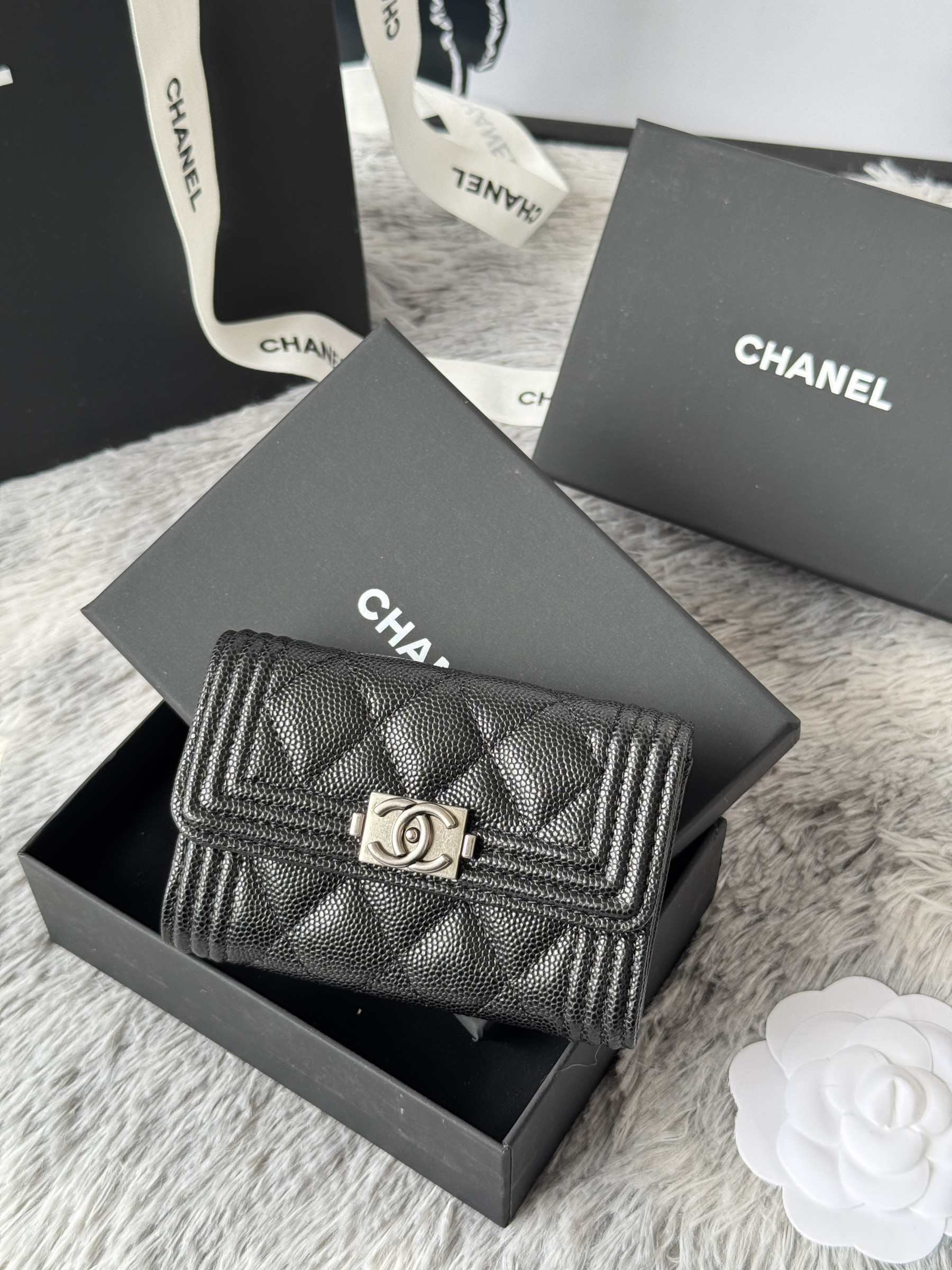 Ch**el boy Ch**el flap card holder a80603 7.5x11.3x2.1cm