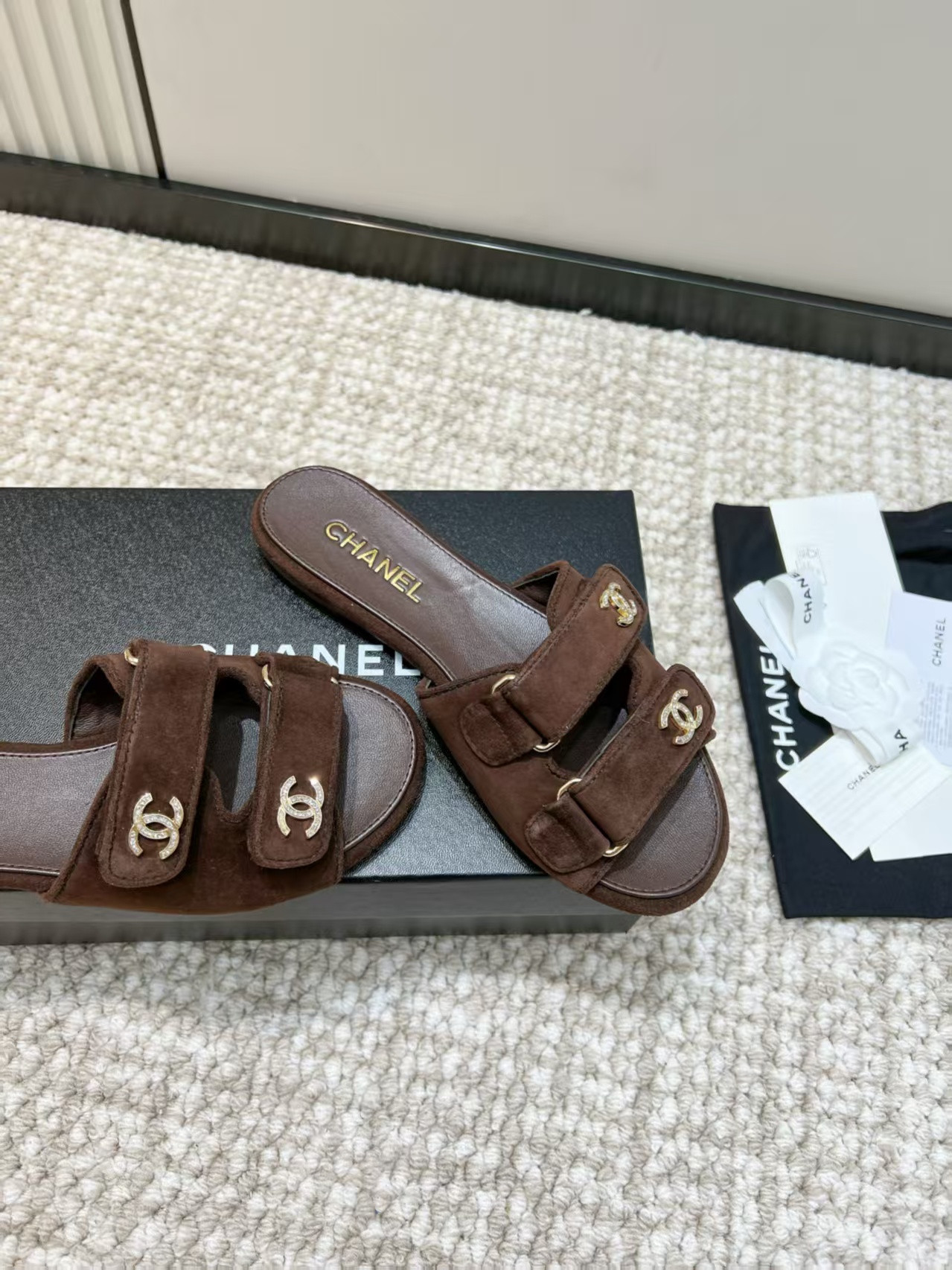 ua Ch**el mules