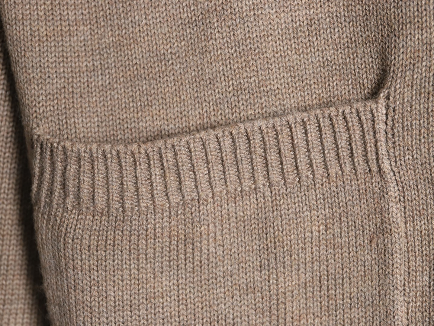 b0tt*ga Ven*ta cardigan sweaters