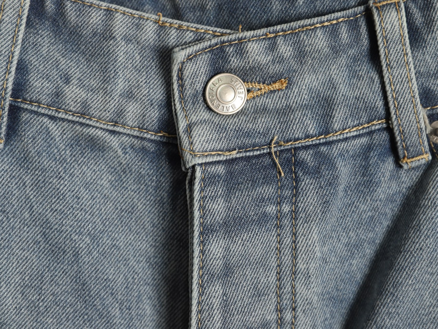 Ba1en*iaga 26ss shorts