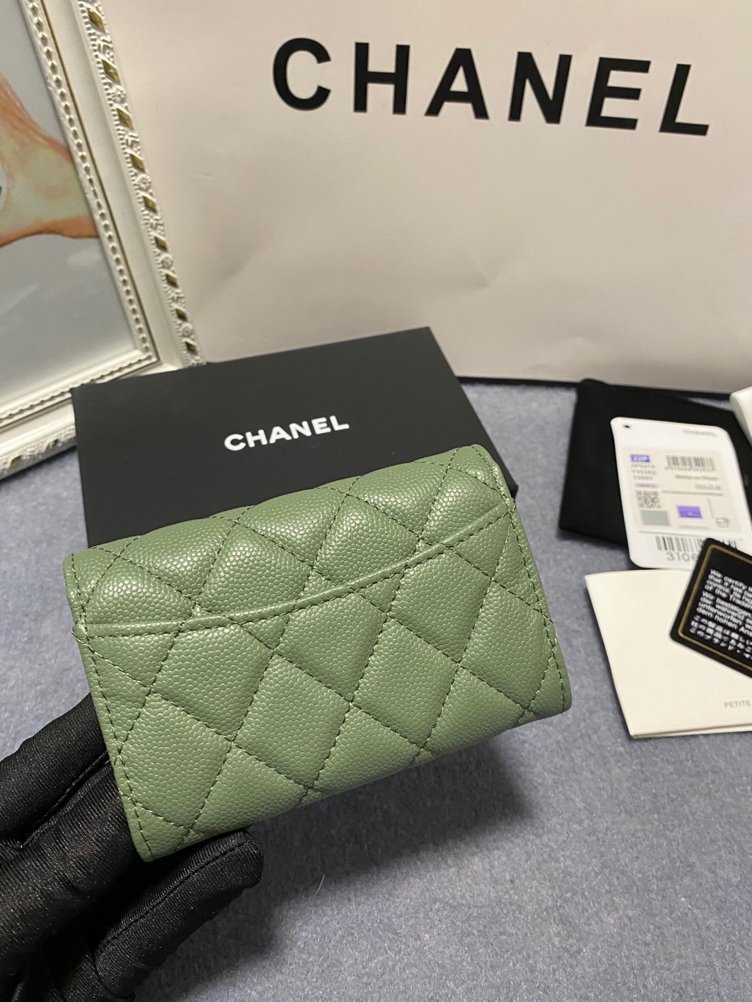Ch**el card holder 11.3 x 7.5 x 2.5 cm