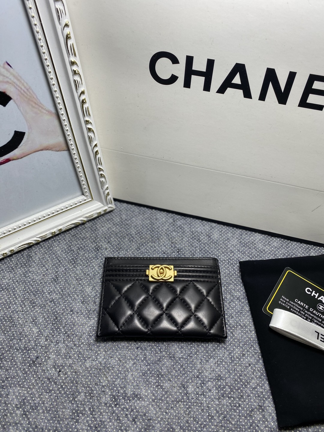 Ch**el card holder 10cm