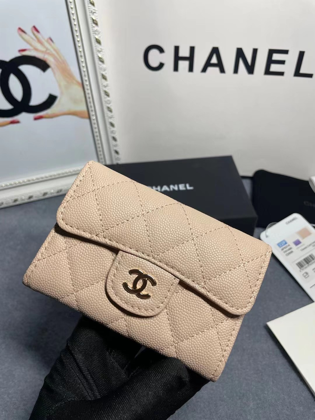Ch**el card holder 11.3 x 7.5 x 2.5 cm