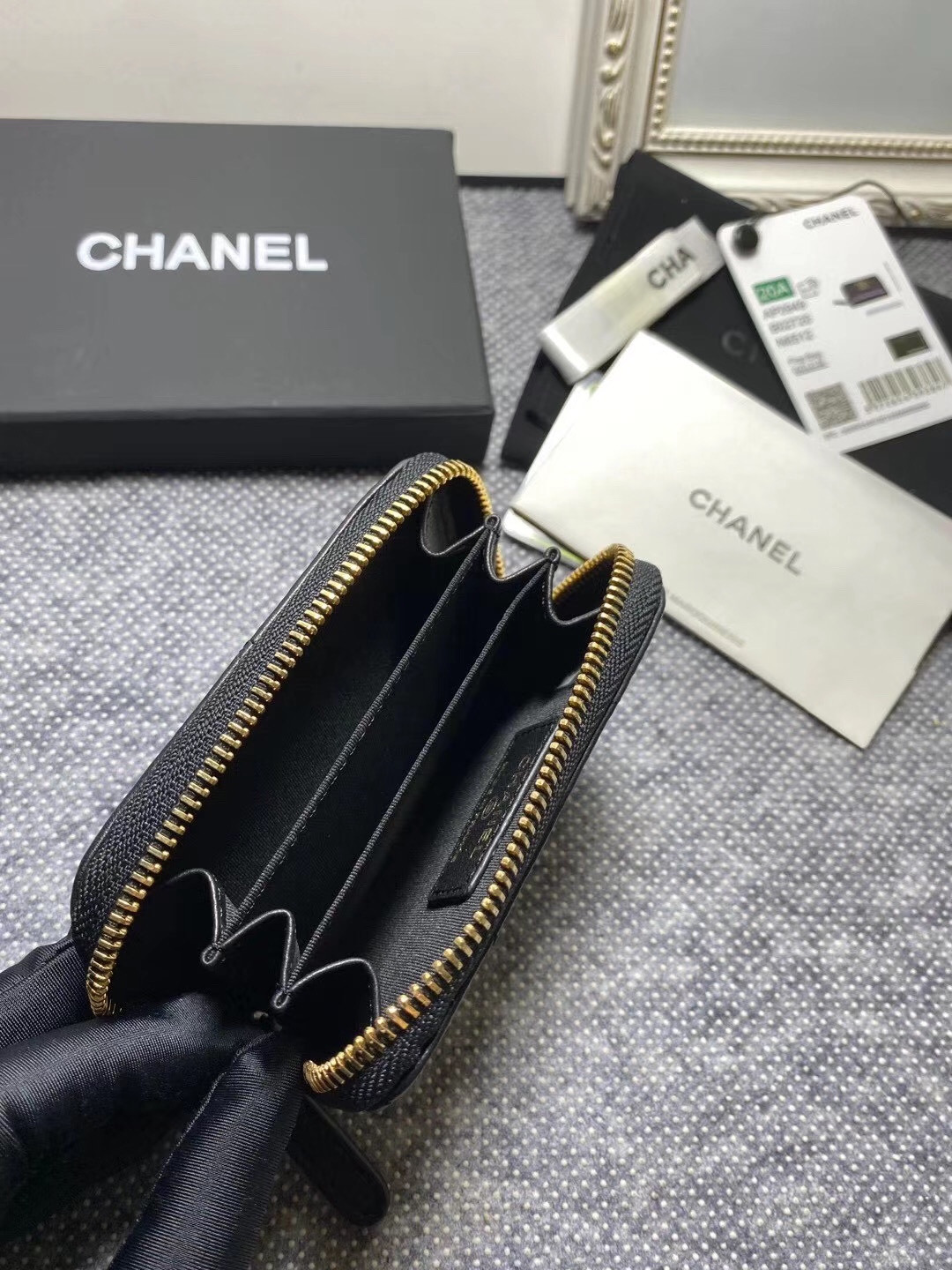 Ch**el zipped coin purse 7.5x 11x 2.5cm