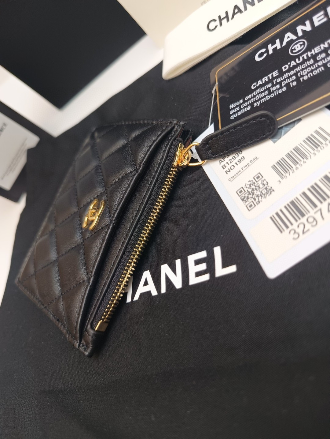 Ch**el card holder 9x11.5cm