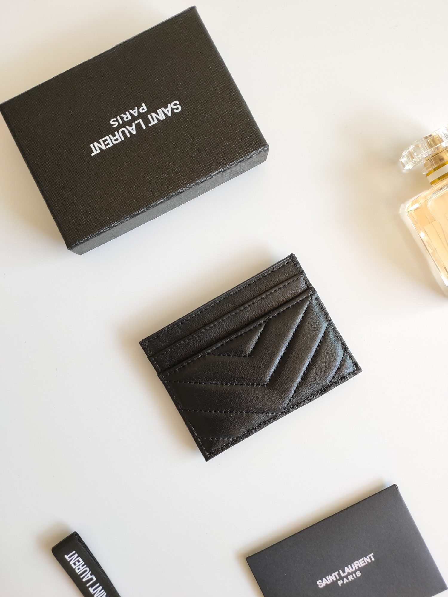 Y51 card holder 10.5×7.5×0.5cm