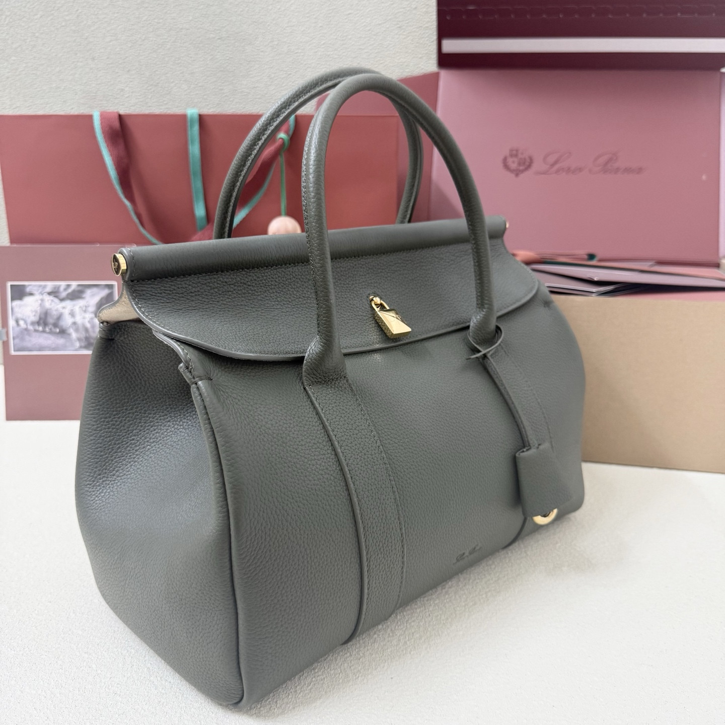 L0r0 P1ana loom l32 33x23x18cm