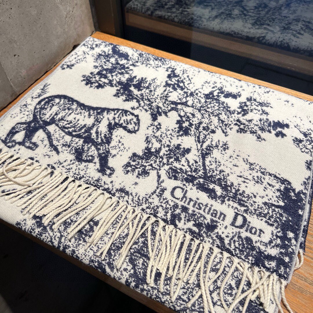D10r printed scarf 200x45cm 59% cashmere 41% wool