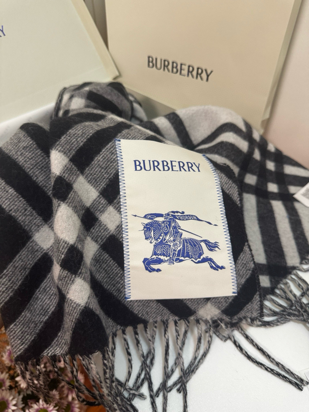 Bv*b*rry scarf 30x180cm 100% cashmere