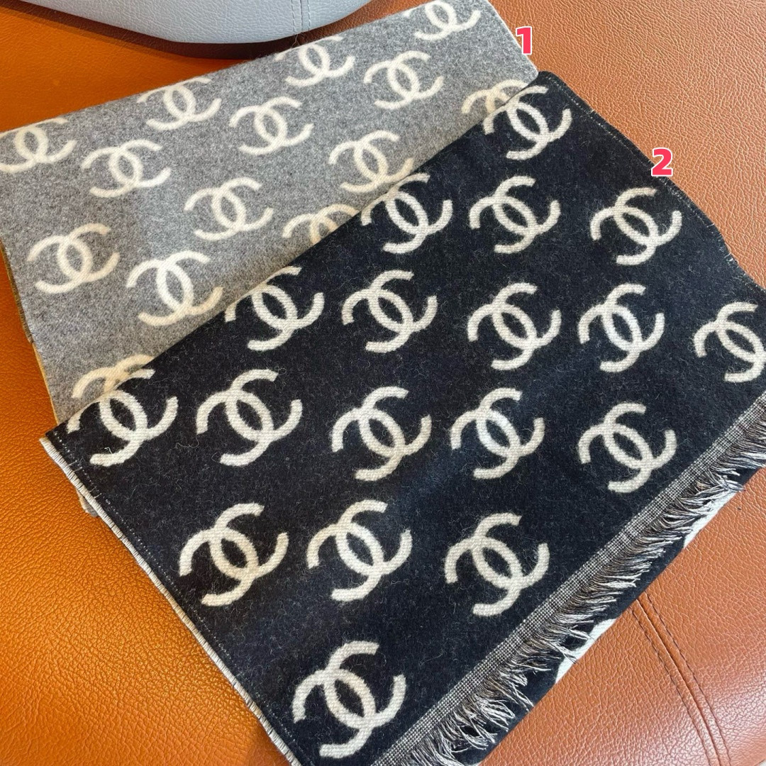 Ch**el scarf 35x180cm 95% wool 5% cashmere
