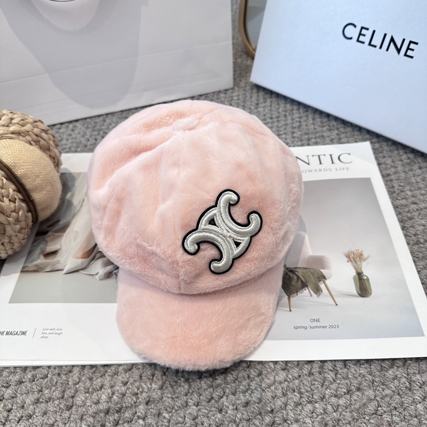 Ce1i*e newsboy cap