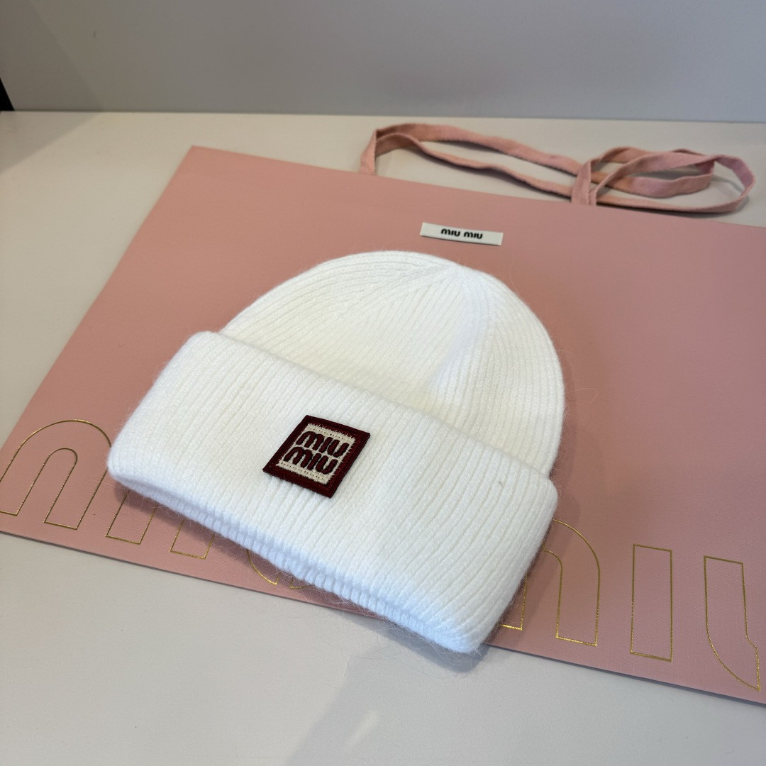 M1v M1v beanie