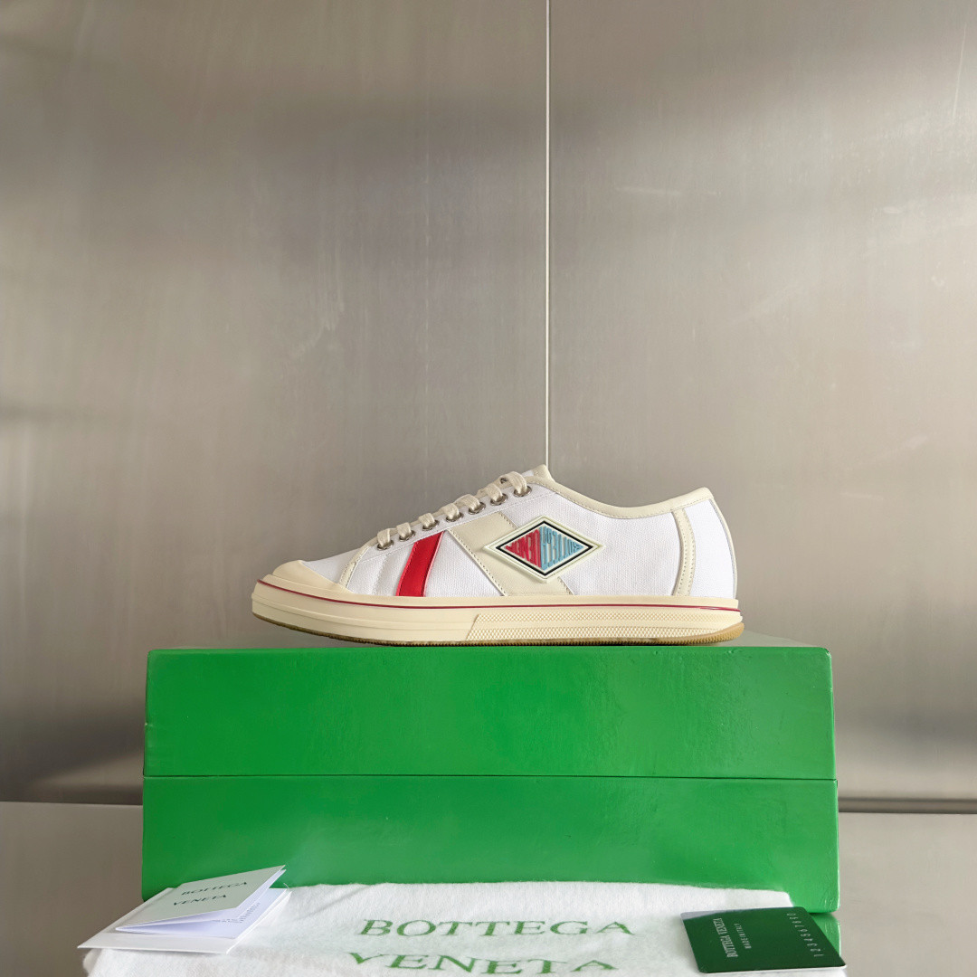 ua b0tt*ga Ven*ta eliot sneaker