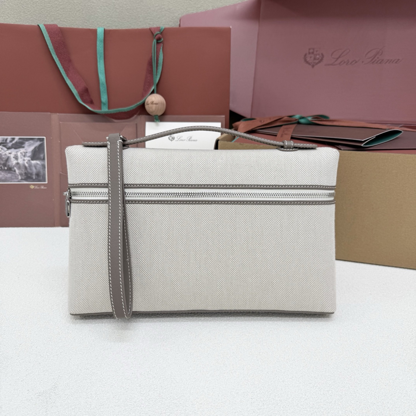 L0r0 P1ana extra pouch l29 29x18x5cm