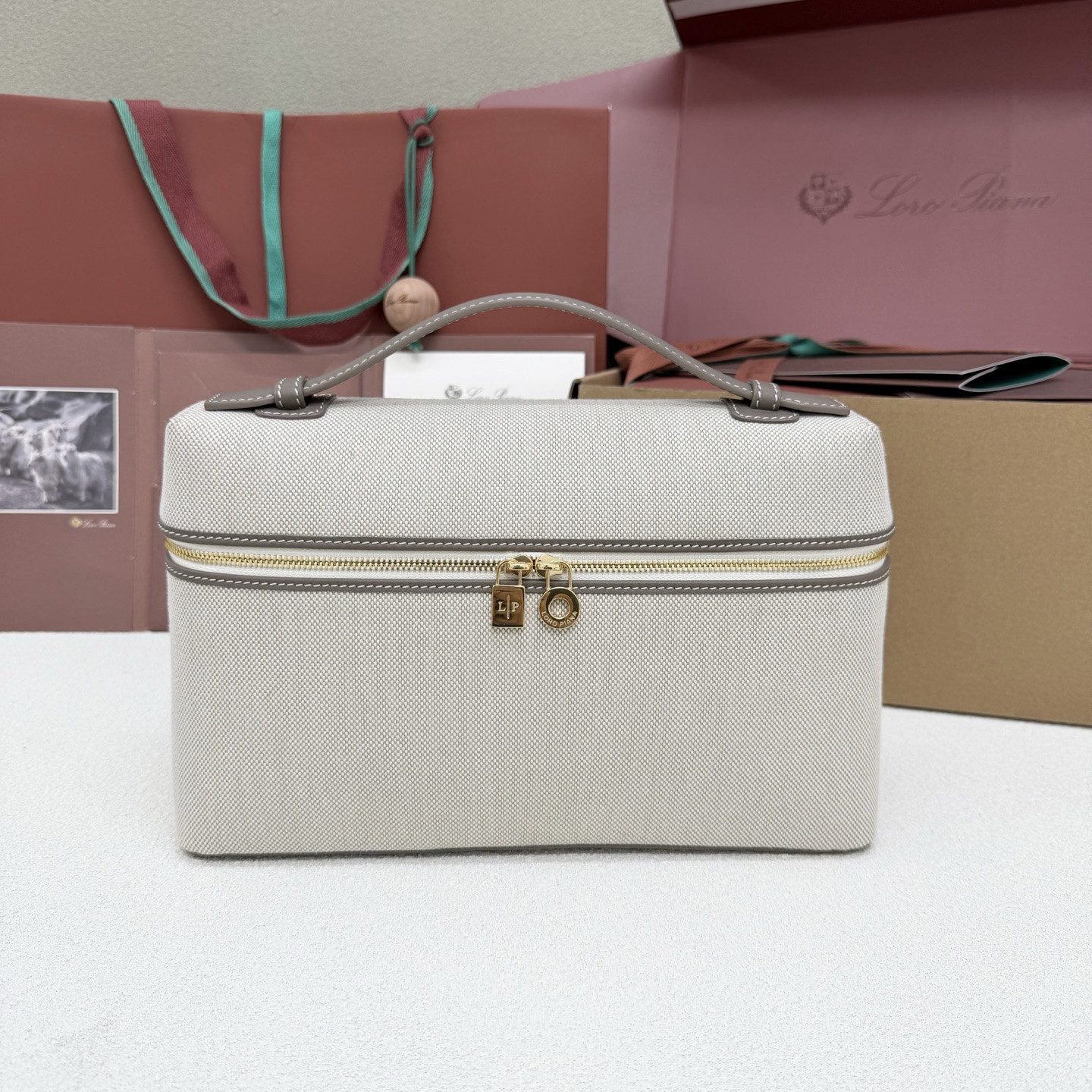 L0r0 P1ana extra pocket l27 16x27x10cm